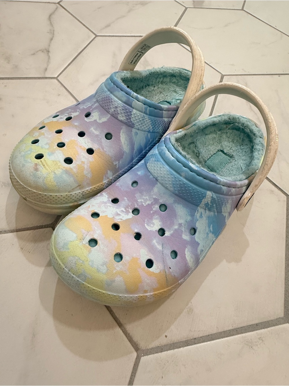 Crocs kids slippers-baya lined clogs size j 3